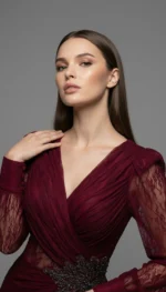 ⁦فستان سهرة دانتيل بأكمام وشق جانبي⁩ - الصورة ⁦16⁩